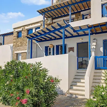 Nyaraló Tinos Port Retreat